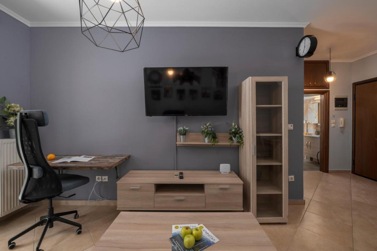 Kosmos Service Apartment City Center 2 With Additional Cost Parking Salonic Exterior foto